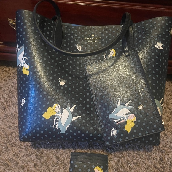 kate spade Handbags - NWOT Disney x Kate Spade Alice in Wonderland tote set
